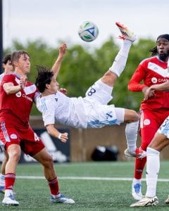 Sebastiano Musu in rovesciata con NYCFC